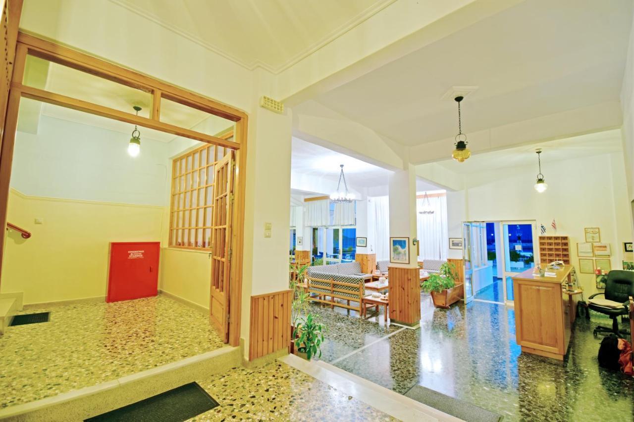 Hotel Blue Sea Tirós エクステリア 写真