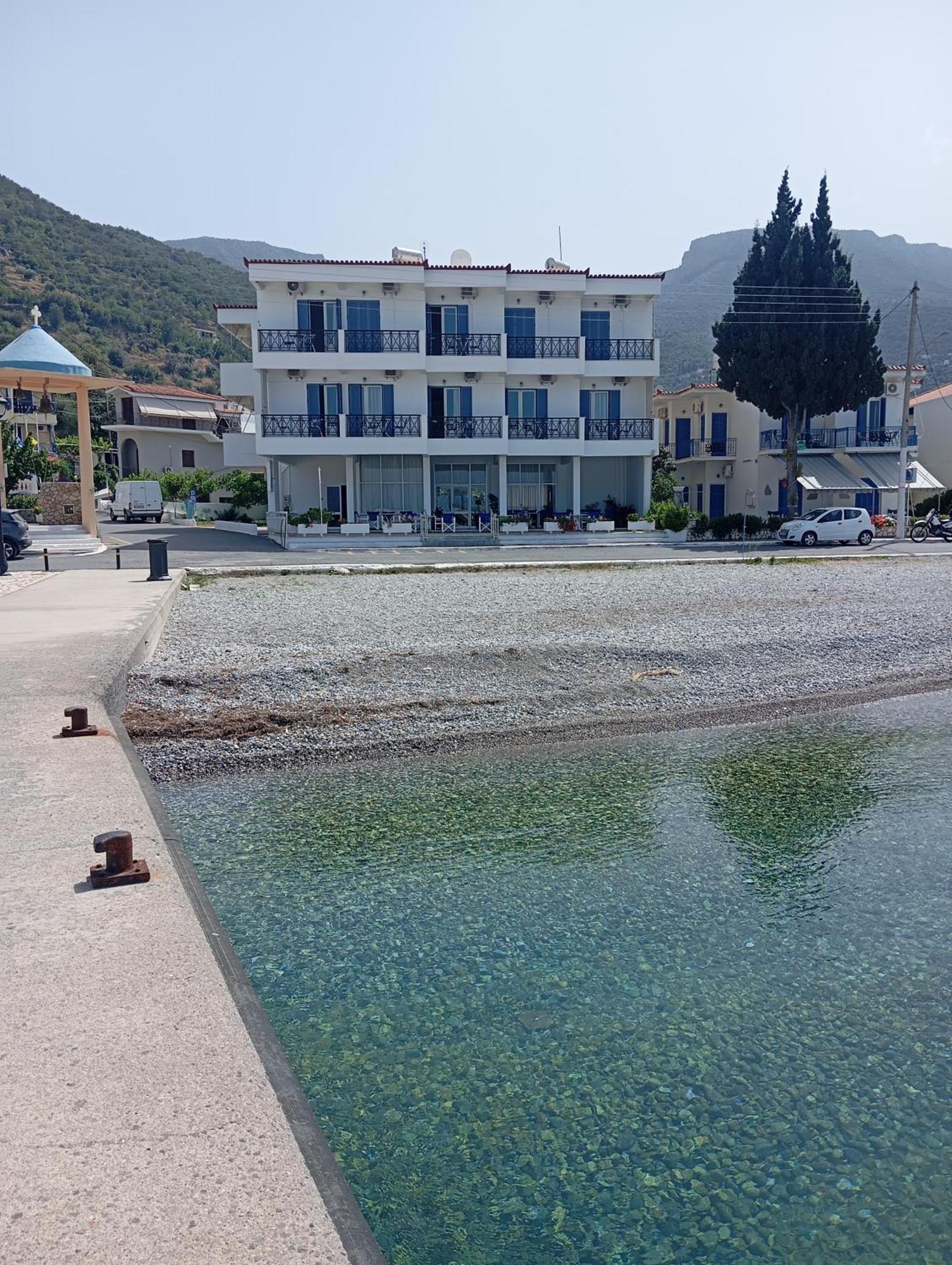 Hotel Blue Sea Tirós エクステリア 写真