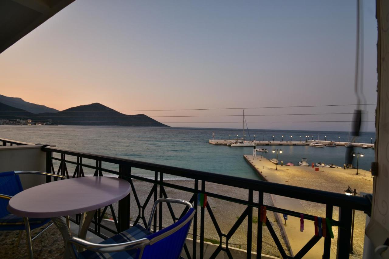Hotel Blue Sea Tirós エクステリア 写真
